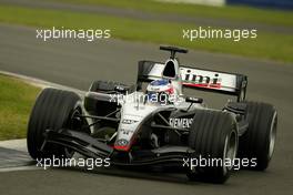 01.06.2004 Silverstone, England. Tuesday, June, Kimi Raikkonen, FIN, Räikkönen, West McLaren Mercedes, MP4-19B, Action, Track, F1 testing, Silverstone, Great Britain