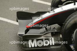 01.06.2004 Silverstone, England. Tuesday, June, New McLaren MP4-19B nose cone ,F1 testing, Silverstone, Great Britain