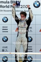 25.11.2007 Valencia, Spain, Sunday, Podium, WINNER Philipp Eng (AUT), Mücke Motorsport - Formula BMW World Final 2007, 22nd - 26th November, Circuit de la Comunitat Valenciana Ricardo Tormo - For further information please register at www.formulabmw-images.com - This image is free for editorial use only. Please use for Copyright/Credit: c BMW AG