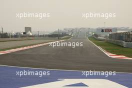 26.10.2011 New Delhi, India, Track atmosphere - Formula 1 World Championship, Rd 17, Indian Grand Prix, Wednesday