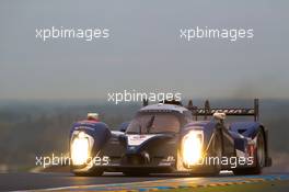 06.-12.06.2011 Le Mans, France, Race, #8 Peugeot Sport Total Peugeot 908: Franck Montagny, Stephane Sarrazin, Nicolas Minassian - 24 Hour of Le Mans 2011