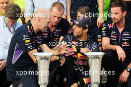 Race winner Daniel Ricciardo (AUS) Red Bull Racing celebrates with Adrian Newey (GBR) Red Bull Racing Chief Technical Officer and the rest of the team. 27.07.2014. Formula 1 World Championship, Rd 11, Hungarian Grand Prix, Budapest, Hungary, Race Day.