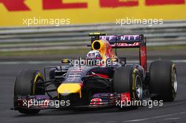 Daniel Ricciardo (AUS) Red Bull Racing RB10. 27.07.2014. Formula 1 World Championship, Rd 11, Hungarian Grand Prix, Budapest, Hungary, Race Day.
