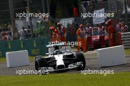 Nico Rosberg (GER) Mercedes AMG F1 W05 runs through the first chicane. 07.09.2014. Formula 1 World Championship, Rd 13, Italian Grand Prix, Monza, Italy, Race Day.