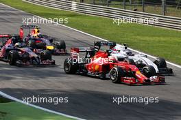 Kimi Raikkonen (FIN), Scuderia Ferrari and Valtteri Bottas (FIN), Williams F1 Team  07.09.2014. Formula 1 World Championship, Rd 13, Italian Grand Prix, Monza, Italy, Race Day.