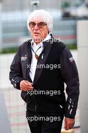 Bernie Ecclestone (GBR). 10.10.2014. Formula 1 World Championship, Rd 16, Russian Grand Prix, Sochi Autodrom, Sochi, Russia, Practice Day.