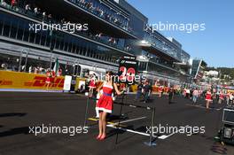 Grid girl. 12.10.2014. Formula 1 World Championship, Rd 16, Russian Grand Prix, Sochi Autodrom, Sochi, Russia, Race Day.