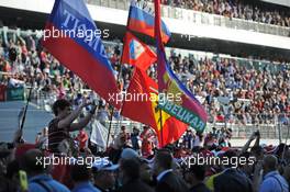Fans at the podium. 12.10.2014. Formula 1 World Championship, Rd 16, Russian Grand Prix, Sochi Autodrom, Sochi, Russia, Race Day.