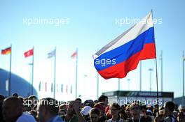 Fans at the Fanzone. 09.10.2014. Formula 1 World Championship, Rd 16, Russian Grand Prix, Sochi Autodrom, Sochi, Russia, Preparation Day.