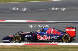 Daniil Kvyat (RUS) Scuderia Toro Rosso STR9. 09.07.2014. Formula One Testing, Silverstone, England, Wednesday.