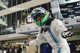 Felipe Massa (BRA) Williams celebrates his second position in parc ferme. 23.11.2014. Formula 1 World Championship, Rd 19, Abu Dhabi Grand Prix, Yas Marina Circuit, Abu Dhabi, Race Day.