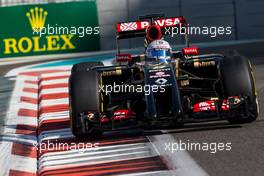 Romain Grosjean (FRA) Lotus F1 E22. 22.11.2014. Formula 1 World Championship, Rd 19, Abu Dhabi Grand Prix, Yas Marina Circuit, Abu Dhabi, Qualifying Day.