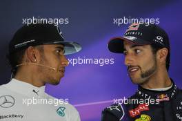 (L to R): Lewis Hamilton (GBR) Mercedes AMG F1 and Daniel Ricciardo (AUS) Red Bull Racing in the FIA Press Conference. 02.11.2014. Formula 1 World Championship, Rd 17, United States Grand Prix, Austin, Texas, USA, Race Day.