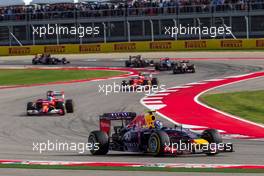 Daniel Ricciardo (AUS) Red Bull Racing RB10. 02.11.2014. Formula 1 World Championship, Rd 17, United States Grand Prix, Austin, Texas, USA, Race Day.