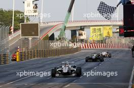 3rd Nick Cassidy (NZL) Three Bond with T-Sport Dallara F314 NBE 16.11.2014. Formula Three Macau Grand Prix, Macau, China