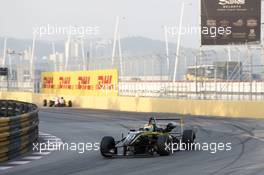 Roberto Merhi (ESP) W66.com Double R Racing Dallara F313 Mercedes-HWA 16.11.2014. Formula Three Macau Grand Prix, Macau, China