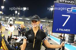 Race 1, Grid Girl 22.11.2014. GP2 Series, Rd 11, Yas Marina Circuit, Abu Dhabi, UAE, Saturday.