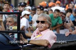Derek Bell (GBR) Le Mans Legend 13.06.2014. Le Mans 24 Hour, Le Mans, Street Parade, France.