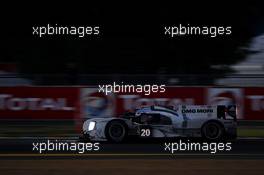Timo Bernhard (GER) / Mark Webber (AUS) / Brendon Hartley (NZL) #20 Porsche Team Porsche 919 Hybrid 15.06.2014. Le Mans 24 Hour, Le Mans Race, France.