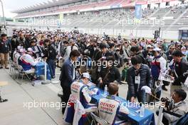 Toyota Racing autograph session. 12.10.2014. FIA World Endurance Championship, Round 5, Six Hours of Fuji, Fuji, Japan, Sunday.