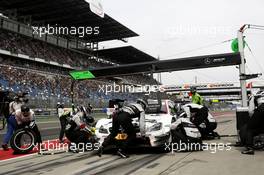 Pitstop, Paul Di Resta (GBR) HWA AG Mercedes-AMG C63 DTM 31.05.2015, DTM Round 2, Lausitzring, Germany, Sunday, Race 2.