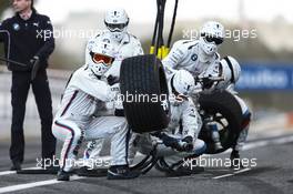 BMW Mechanics 26.03.2015, DTM Test, Estoril, Portugal, Wednesday.
