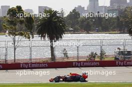 Daniil Kvyat (RUS) Red Bull Racing RB11. 15.03.2015. Formula 1 World Championship, Rd 1, Australian Grand Prix, Albert Park, Melbourne, Australia, Race Day.