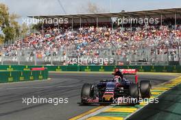 Max Verstappen (NLD) Scuderia Toro Rosso STR10. 15.03.2015. Formula 1 World Championship, Rd 1, Australian Grand Prix, Albert Park, Melbourne, Australia, Race Day.