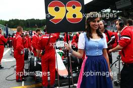 Grid girl for Roberto Merhi (ESP) Manor Marussia F1 Team. 21.06.2015. Formula 1 World Championship, Rd 8, Austrian Grand Prix, Spielberg, Austria, Race Day.