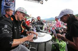 Nico Hulkenberg (GER) Sahara Force India F1 signs autographs for the fans. 18.06.2015. Formula 1 World Championship, Rd 8, Austrian Grand Prix, Spielberg, Austria, Preparation Day.