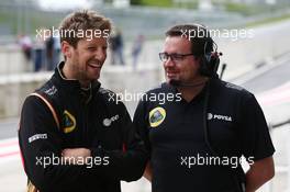(L to R): Romain Grosjean (FRA) Lotus F1 Team with Julien Simon-Chautemps (FRA) Lotus F1 Team Race Engineer. 23.06.2015. Formula 1 Testing, Day One, Spielberg, Austria, Tuesday.