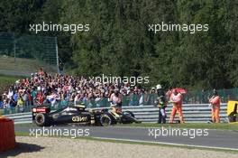 The Lotus F1 E23 of Pastor Maldonado (VEN) Lotus F1 Team after he crashed in the first practice session. 21.08.2015. Formula 1 World Championship, Rd 11, Belgian Grand Prix, Spa Francorchamps, Belgium, Practice Day.
