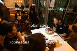 Romain Grosjean (FRA), Lotus F1 Team  17.04.2015. Formula 1 World Championship, Rd 4, Bahrain Grand Prix, Sakhir, Bahrain, Practice Day