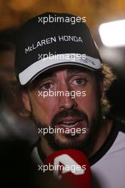 Fernando Alonso (ESP) McLaren with the media. 17.04.2015. Formula 1 World Championship, Rd 4, Bahrain Grand Prix, Sakhir, Bahrain, Practice Day