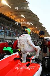 Roberto Merhi (ESP) Manor Marussia F1 Team on the grid. 19.04.2015. Formula 1 World Championship, Rd 4, Bahrain Grand Prix, Sakhir, Bahrain, Race Day.