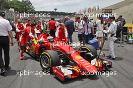 Kimi Raikkonen (FIN) Ferrari SF15-T on the grid. 15.11.2015. Formula 1 World Championship, Rd 18, Brazilian Grand Prix, Sao Paulo, Brazil, Race Day.