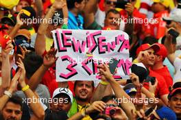 A banner for Lewis Hamilton (GBR) Mercedes AMG F1 from fans at the podium. 15.11.2015. Formula 1 World Championship, Rd 18, Brazilian Grand Prix, Sao Paulo, Brazil, Race Day.