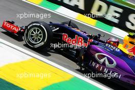 Daniil Kvyat (RUS) Red Bull Racing RB11. 14.11.2015. Formula 1 World Championship, Rd 18, Brazilian Grand Prix, Sao Paulo, Brazil, Qualifying Day.