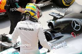 Lewis Hamilton (GBR) Mercedes AMG F1 in parc ferme. 14.11.2015. Formula 1 World Championship, Rd 18, Brazilian Grand Prix, Sao Paulo, Brazil, Qualifying Day.