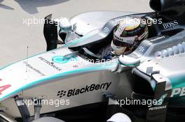 Lewis Hamilton (GBR) Mercedes AMG F1 W06 in parc ferme. 14.11.2015. Formula 1 World Championship, Rd 18, Brazilian Grand Prix, Sao Paulo, Brazil, Qualifying Day.