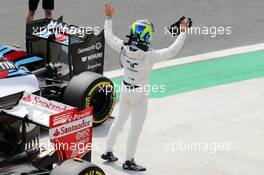 Felipe Massa (BRA) Williams in parc ferme. 14.11.2015. Formula 1 World Championship, Rd 18, Brazilian Grand Prix, Sao Paulo, Brazil, Qualifying Day.