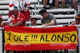 Fernando Alonso (ESP) McLaren fans and banner. 07.06.2015. Formula 1 World Championship, Rd 7, Canadian Grand Prix, Montreal, Canada, Race Day.
