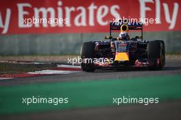 Daniel Ricciardo (AUS) Red Bull Racing RB11. 11.04.2015. Formula 1 World Championship, Rd 3, Chinese Grand Prix, Shanghai, China, Qualifying Day.