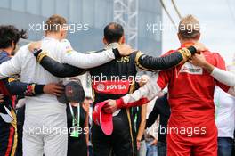 The drivers observe the tribute to Jules Bianchi on the grid. 26.07.2015. Formula 1 World Championship, Rd 10, Hungarian Grand Prix, Budapest, Hungary, Race Day.