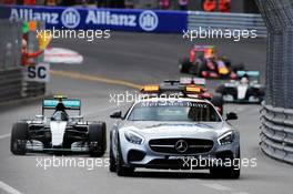 Race winner Nico Rosberg (GER) Mercedes AMG F1 leads behind the FIA Safety Car. 24.05.2015. Formula 1 World Championship, Rd 6, Monaco Grand Prix, Monte Carlo, Monaco, Race Day.