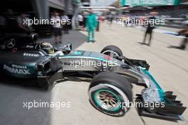Lewis Hamilton (GBR) Mercedes AMG F1 W06. 29.03.2015. Formula 1 World Championship, Rd 2, Malaysian Grand Prix, Sepang, Malaysia, Sunday.