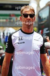 Jenson Button (GBR) McLaren on the drivers parade. 29.03.2015. Formula 1 World Championship, Rd 2, Malaysian Grand Prix, Sepang, Malaysia, Sunday.