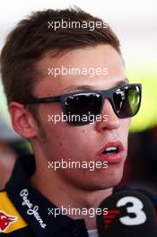 Daniil Kvyat (RUS) Red Bull Racing. 26.03.2015. Formula 1 World Championship, Rd 2, Malaysian Grand Prix, Sepang, Malaysia, Thursday.