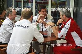 (L to R): Paddy Lowe (GBR) Mercedes AMG F1 Executive Director (Technical) with Toto Wolff (GER) Mercedes AMG F1 Shareholder and Executive Director and Maurizio Arrivabene (ITA) Ferrari Team Principal. 26.03.2015. Formula 1 World Championship, Rd 2, Malaysian Grand Prix, Sepang, Malaysia, Thursday.