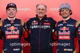 (L to R): Max Verstappen (NLD) Scuderia Toro Rosso with Franz Tost (AUT) Scuderia Toro Rosso Team Principal and Carlos Sainz Jr (ESP) Scuderia Toro Rosso. 31.01.2015. Formula One Testing, Preparation Day, Jerez, Spain.